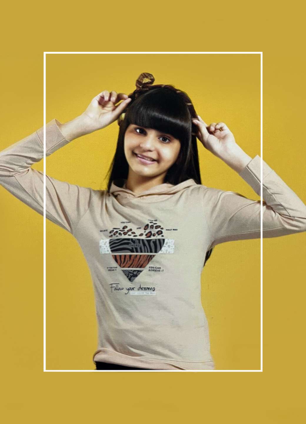 Girls hoodie 11
