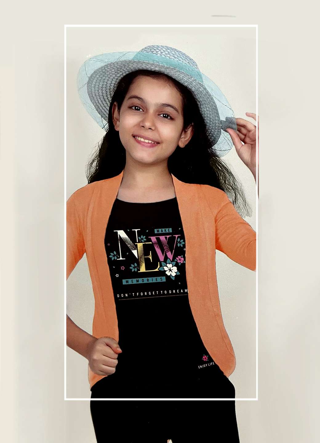 Girls t-shirt with overcoat 11