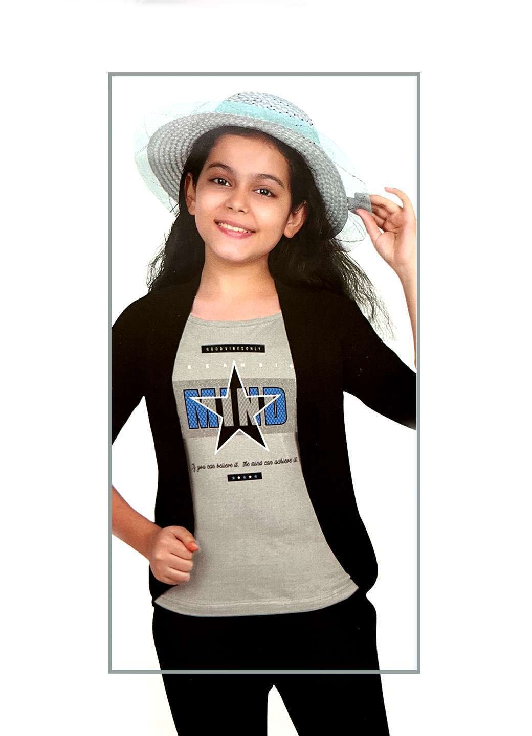 Girls t-shirt with overcoat 23