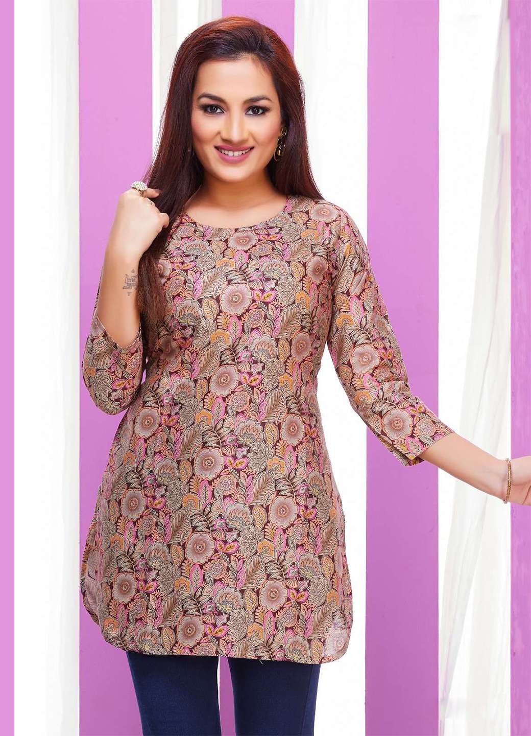 women short top 9