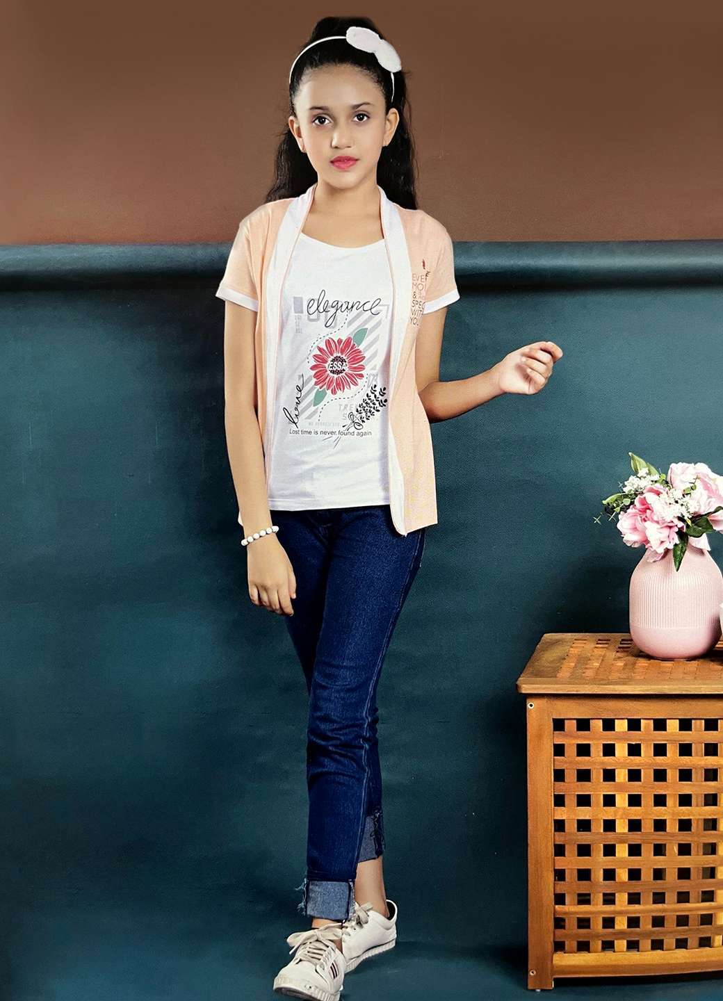 Girls t-shirt with overcoat 6