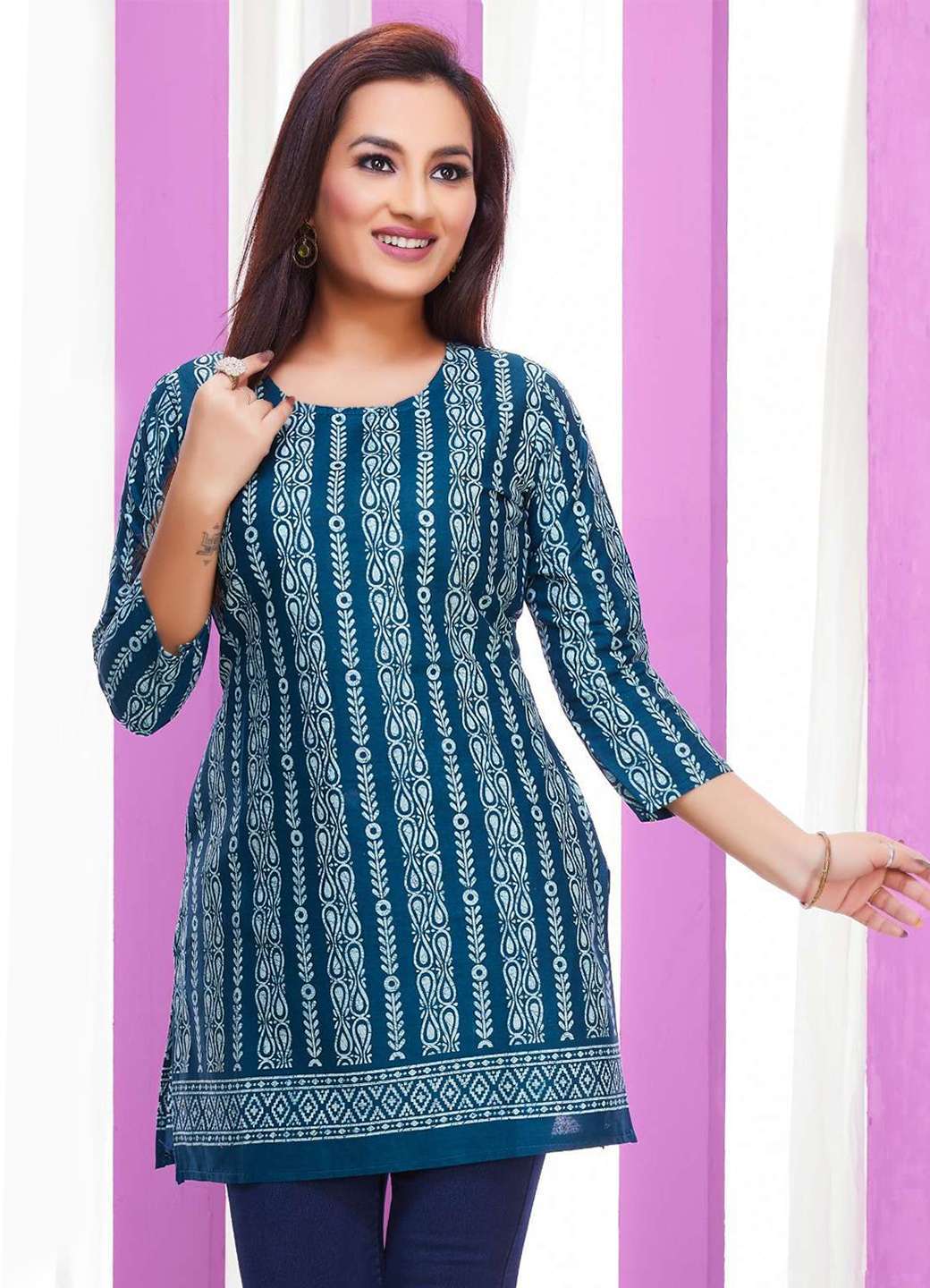 women short top 1